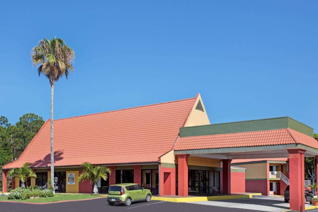 Days Inn By Wyndham Cocoa Cruiseport West At I-95/524 Bagian luar foto