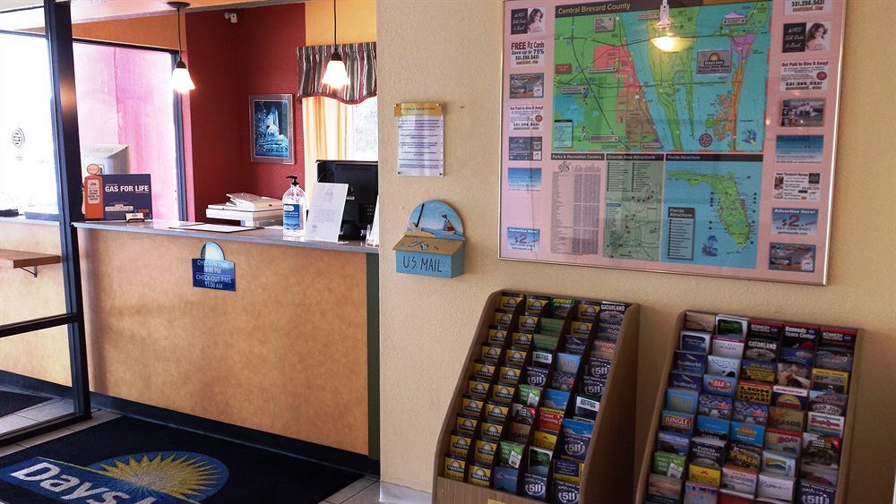 Days Inn By Wyndham Cocoa Cruiseport West At I-95/524 Bagian luar foto
